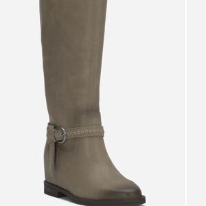 Women's Gray Knee-High Boots